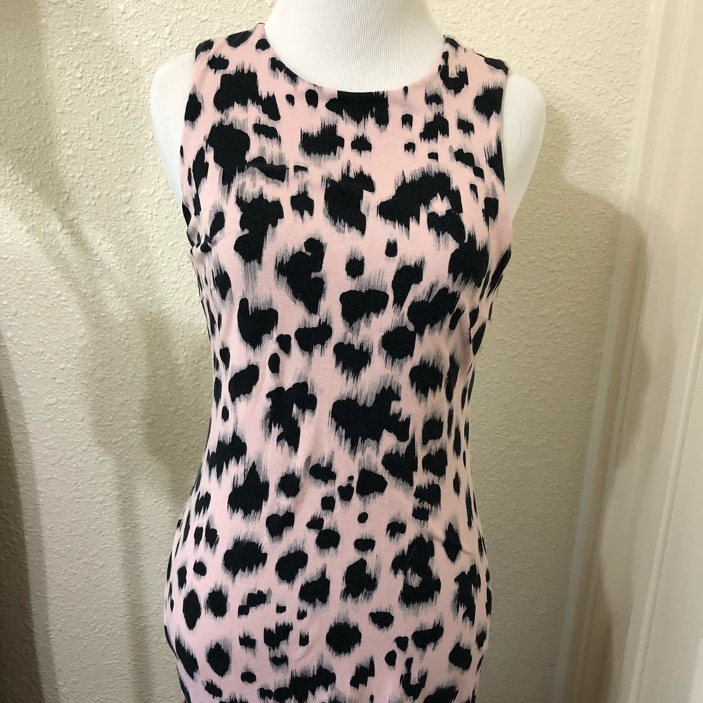 Karen Kane Pink Leopard Dress size S.